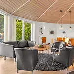 Adrienne - 35km From The Sea By Interhome